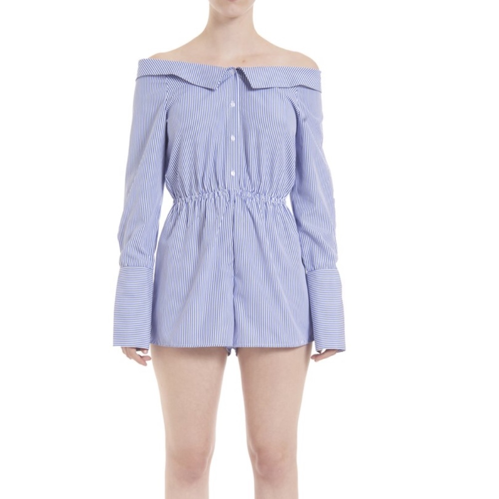 ROMEO & JULIET COUTURE Off Shoulder Shirt Romper M